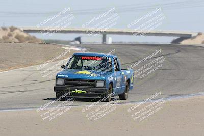 media/Sep-28-2024-24 Hours of Lemons (Sat) [[a8d5ec1683]]/1140am (Outside Grapevine)/